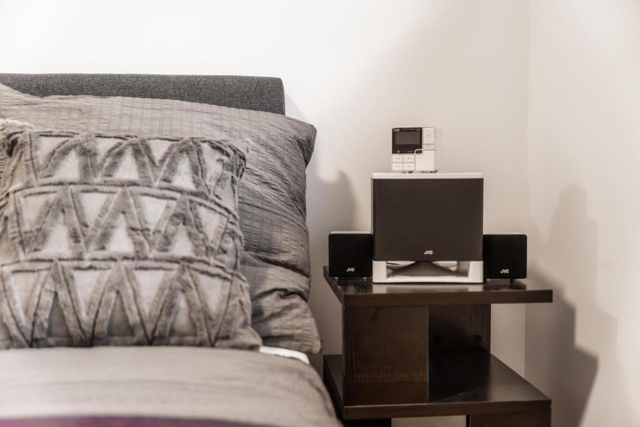 Modernes Basement-Studio Mit Queensize-Boxspringbett Und Walk-In Dusche Mit Guter Anbindung In Die Innenstadt Kassel Eksteriør billede